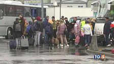 Fuggono in 10 milioni, volontari mobilitati