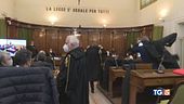 Tensione su giustizia, Berlusconi sul palco