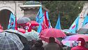 Oggi scioperi e cortei Sindacato non compatto