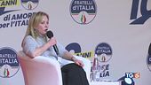 "Avanti così" e Pd in piazza