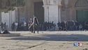 Scontri e feriti sulla spianata delle moschee
