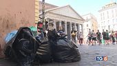 Roma colma di rifiuti se questo è decoro!