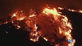 Mezza Italia in fiamme ora allerta maltempo