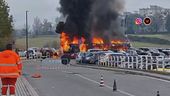 Roma, autobus dell'Atac in fiamme