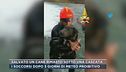 Salvato un cane rimasto sotto una cascata