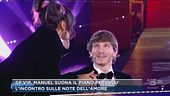 Gf Vip, Manuel suona il piano per Lulù