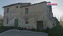 Le ricerche di Andreea, tracce fiutate al casolare