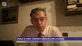 Parla il prof. contro i maschi con la gonna