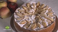 Torta con mela casolana e zafferano