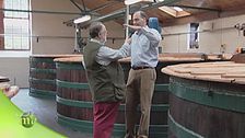 Orzo, acqua, lieviti: sua maestà il whisky