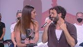 Marco Mengoni: "Ecco perché questa stampella"