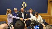 Pd a caccia di alleati: base in rivolta