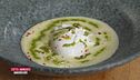 Uovo poché fonduta di formaggella e pesto