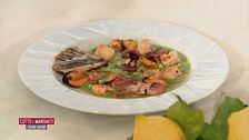 Insalatina di mare con vellutata di piselli