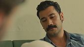 Yilmaz e l'amore per Adnan