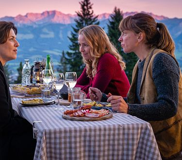 La casa tra le montagne 9 - Le famigle di nuovo insieme