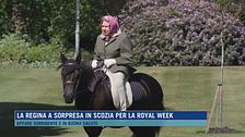 La Regina a sorpresa in Scozia per la Royal week