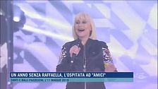 Un anno senza Raffaella, l'ospitata ad "Amici"
