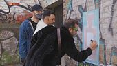 Pio e Amedeo e lo street artist Endless
