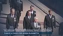 William e Harry, vicini al funerale di Diana, lontani a quello di Filippo