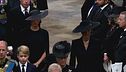 Elisabetta II, Meghan e Kate unite nel lutto ma distanti