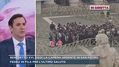 Benedetto XVI, fedeli in fila per l'ultimo saluto