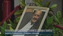 Maurizio Costanzo, fiori e lacrime alla camera ardente