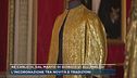 Re Carlo III, dal manto di Giorgio VI all'anello