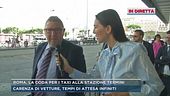 Roma, la coda per i taxi alla stazione Termini