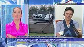 Crolla cavalcavia: "Ero sull'auto in bilico"