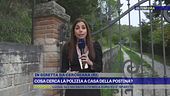Cosa cerca la polizia a casa della postina?