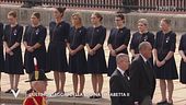 L'omaggio dello staff di Buckingham Palace ad Elisabetta II