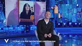 Tiziano Ferro sta per incontrare una sua fan