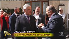 Elezioni, tra vincitori e sconfitti: le punture del Vespone