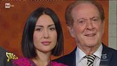Memo Remigi, la mano "scivolosa" su Jessica Morlacchi