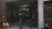 Auto sui mattoni, il business del furto dei pezzi di ricambio
