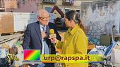 Campioni di inciviltà, il lancio del sacchetto di immondizia