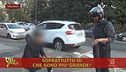 Milano, la piaga dei furti di monopattini e biciclette