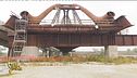 Lo strano caso del ponte progettato a metà