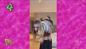 Con Chiara i pantaloni di Fedez vanno giù: che coreografia!