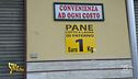 Pane cotto a lagna e cartelloni tutti da ridere