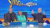 Gran finale con Barbara D'Urso sul bancone di Striscia