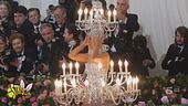 Moda estrema: Zendaya è Cenerentola, Katy Perry un candelabro