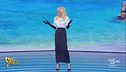 "Moda Caustica", Ilary Blasi tra Crudelia De Mon e Amanda Lear