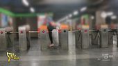 Milano, Capitan Ventosa incorona i saltatori di tornelli