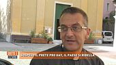 Sospeso il prete pro gay, il paese si ribella