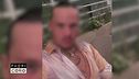 Pistole e lusso: i baby boss si mettono in vetrina su Tik Tok