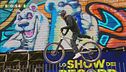 Vittorio Brumotti e la crew delle biciclette