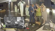 Lo scherzo in diretta a Katia Ricciarelli