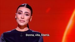 "Donna, vita, libertà". Il messaggio di Giulia Salemi in Farsi per le donne iraniane